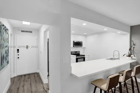 2780 NE 183rd Street Aventura FL 33160