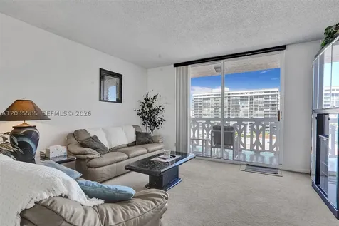 3113 S Ocean Drive Hallandale Beach FL 33009