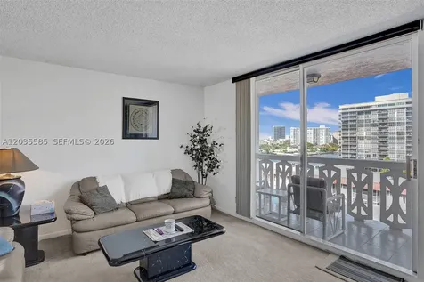 3113 S Ocean Drive Hallandale Beach FL 33009