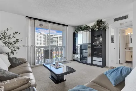 3113 S Ocean Drive Hallandale Beach FL 33009