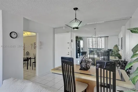 3113 S Ocean Drive Hallandale Beach FL 33009