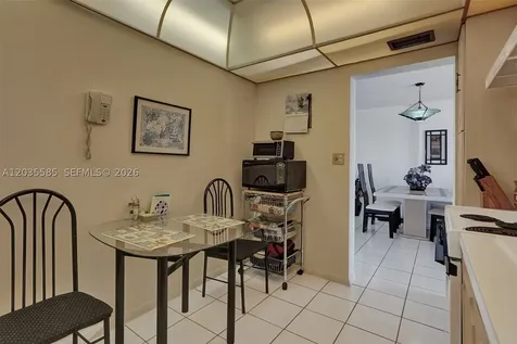 3113 S Ocean Drive Hallandale Beach FL 33009