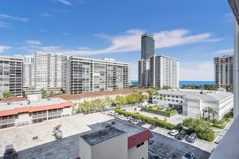 3113 S Ocean Drive Hallandale Beach FL 33009