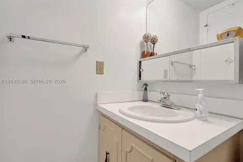 3113 S Ocean Drive Hallandale Beach FL 33009