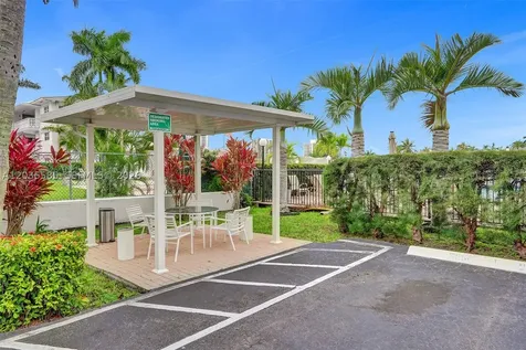 3113 S Ocean Drive Hallandale Beach FL 33009