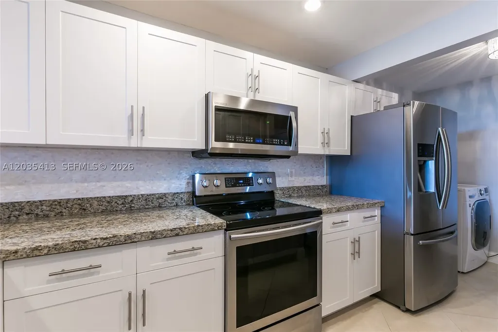14 Royal Palm Way Boca Raton FL 33432