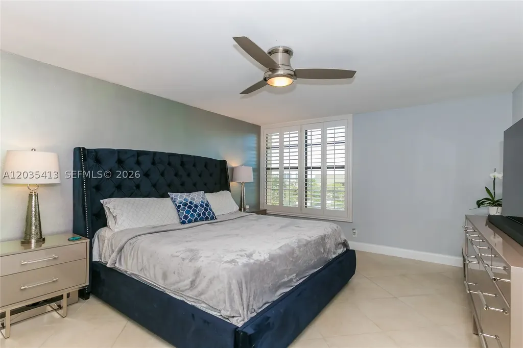14 Royal Palm Way Boca Raton FL 33432