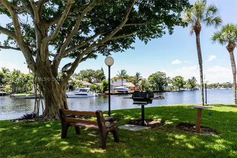 14 Royal Palm Way Boca Raton FL 33432