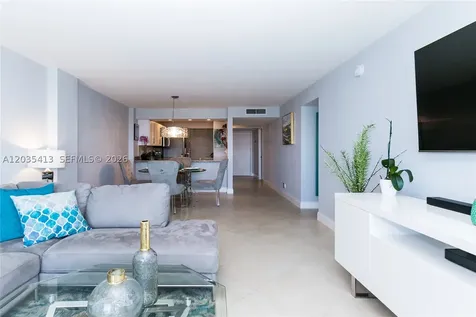 14 Royal Palm Way Boca Raton FL 33432