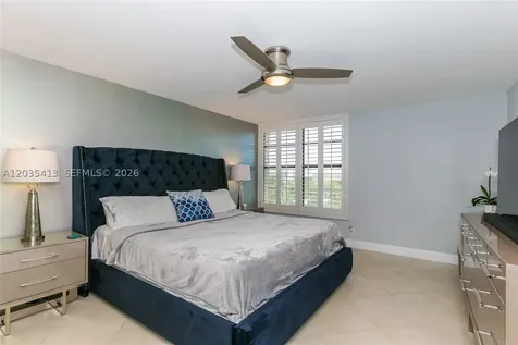 14 Royal Palm Way Boca Raton FL 33432