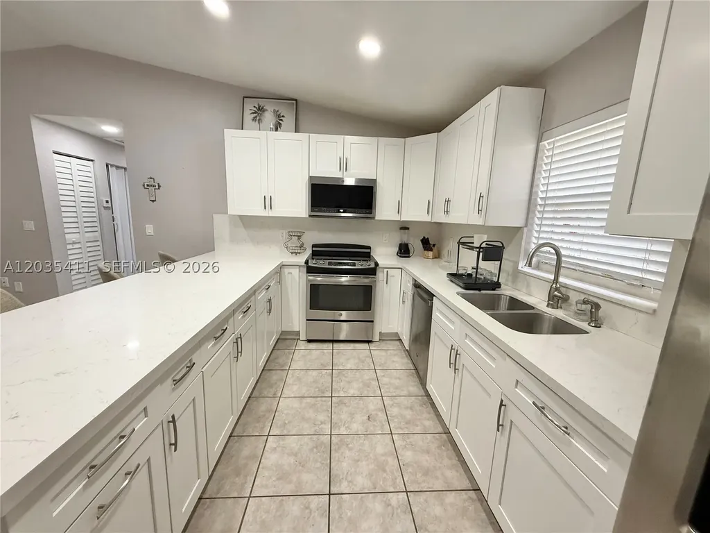 1840 Jefferson Street Hollywood FL 33020