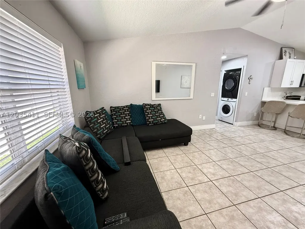 1840 Jefferson Street Hollywood FL 33020