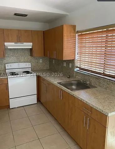 4933 SW 135th Place Miami FL 33175