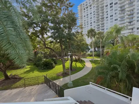 2801 NE 183rd Street Aventura FL 33160