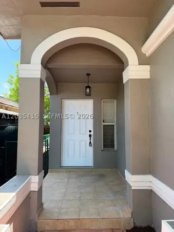 3673 SW 5th Street Miami FL 33135