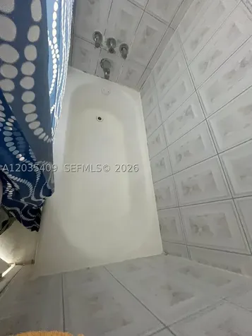 2075 NE 164th Street North Miami Beach FL 33162