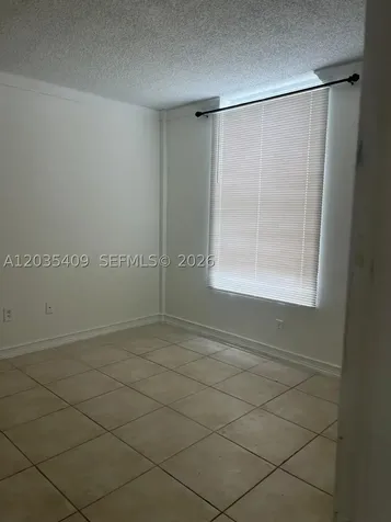 2075 NE 164th Street North Miami Beach FL 33162