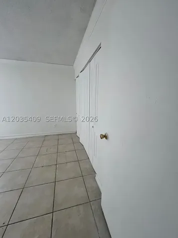 2075 NE 164th Street North Miami Beach FL 33162