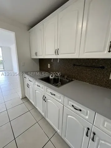 2075 NE 164th Street North Miami Beach FL 33162