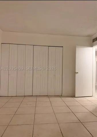 2075 NE 164th Street North Miami Beach FL 33162