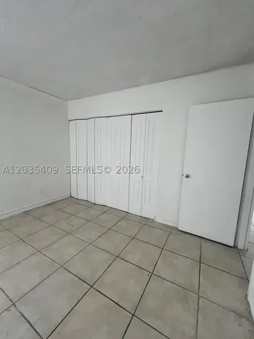 2075 NE 164th Street North Miami Beach FL 33162