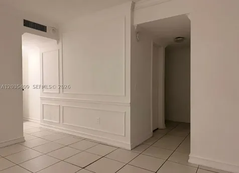 2075 NE 164th Street North Miami Beach FL 33162