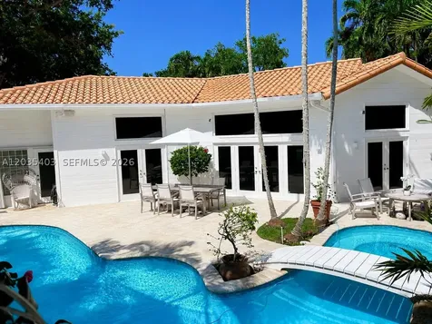 7924 SW 50th Court Miami FL 33143