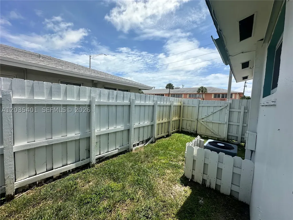 5911 NE 18th Avenue Fort Lauderdale FL 33334