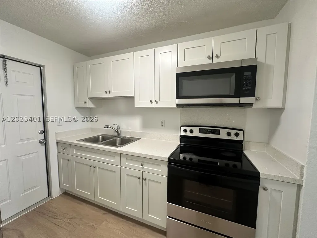 5911 NE 18th Avenue Fort Lauderdale FL 33334