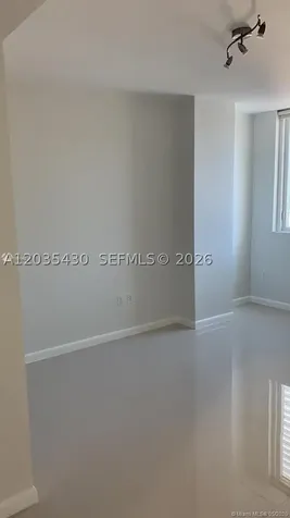253 NE 2nd Street Miami FL 33132