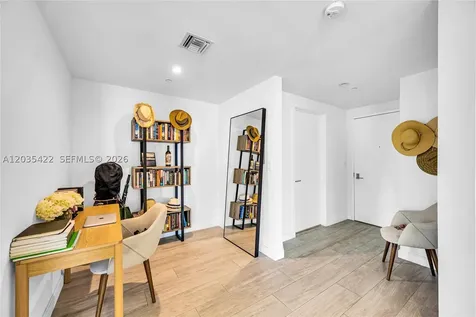45 SW 9th Street Miami FL 33130