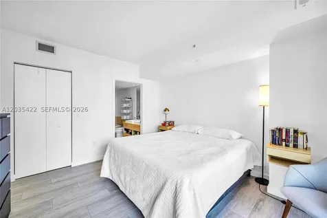 45 SW 9th Street Miami FL 33130