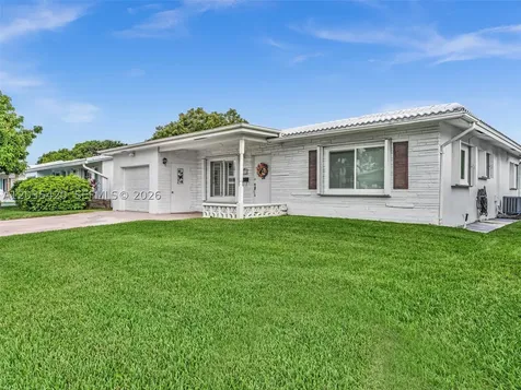 8511 NW 59th Court Tamarac FL 33321