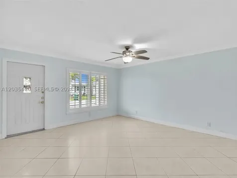 8511 NW 59th Court Tamarac FL 33321