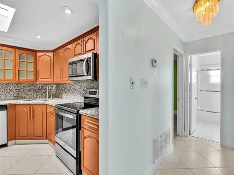 8511 NW 59th Court Tamarac FL 33321