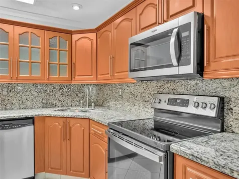 8511 NW 59th Court Tamarac FL 33321