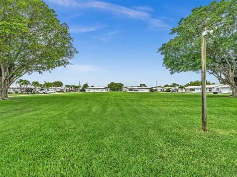 8511 NW 59th Court Tamarac FL 33321
