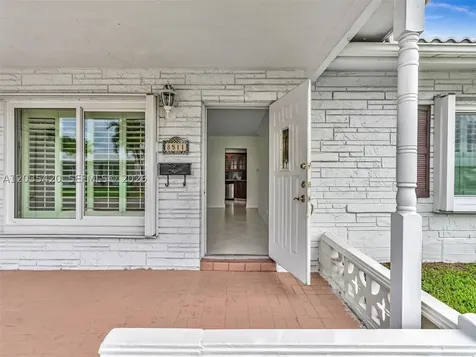 8511 NW 59th Court Tamarac FL 33321