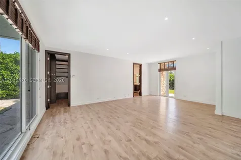 111 S Hibiscus Drive Miami Beach FL 33139