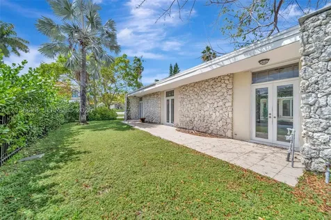 111 S Hibiscus Drive Miami Beach FL 33139