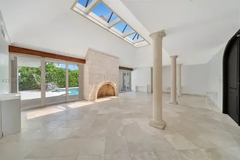 111 S Hibiscus Drive Miami Beach FL 33139