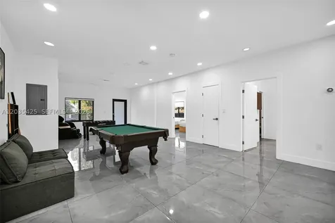 112 NW 53rd Street Miami FL 33127