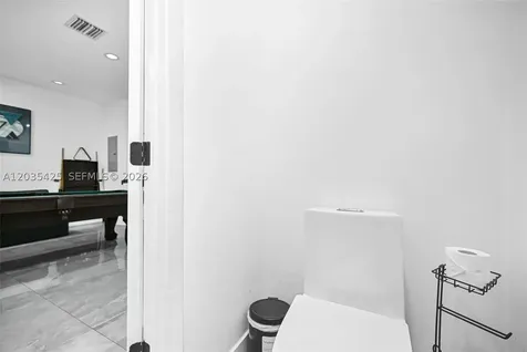 112 NW 53rd Street Miami FL 33127