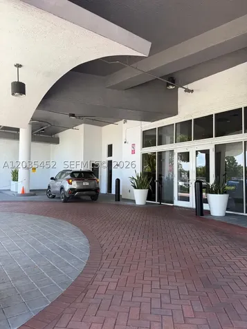 1 Glen Royal Parkway Miami FL 33125