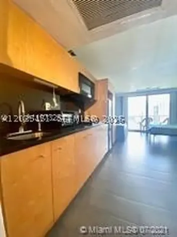 19201 Collins Avenue Sunny Isles Beach FL 33160