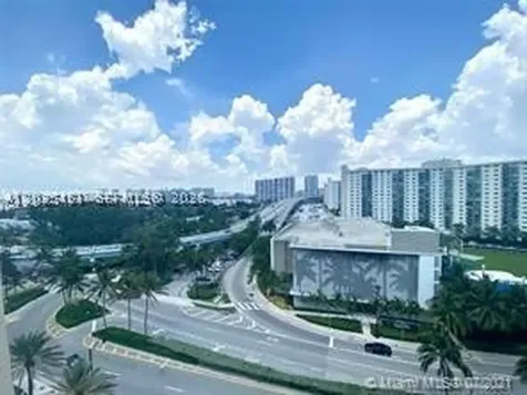 19201 Collins Avenue Sunny Isles Beach FL 33160