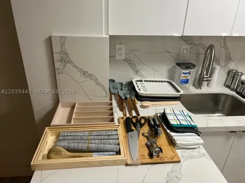 801 Brickell Bay Drive Miami FL 33131