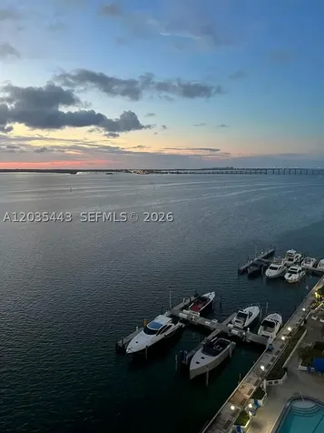 801 Brickell Bay Drive Miami FL 33131