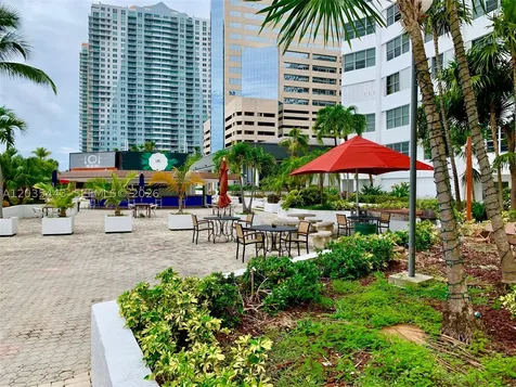 801 Brickell Bay Drive Miami FL 33131