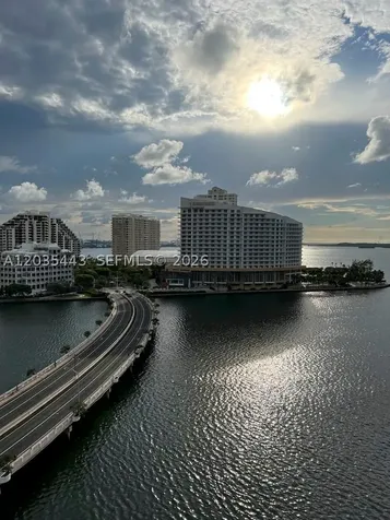 801 Brickell Bay Drive Miami FL 33131
